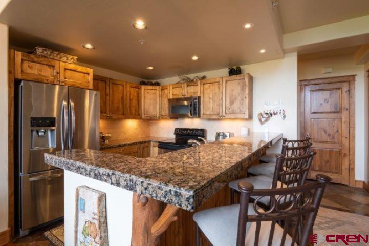9 Hunter Hill Road, Unit 303 Crested Butte, CO 81225 - Photo 7 of 25 Gallery Image 7
