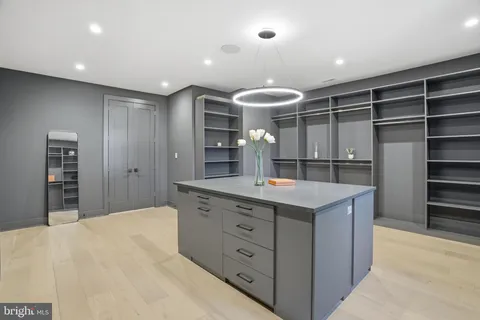 $3,199,995 | 1608 Wrightson Drive, McLean, VA 22101