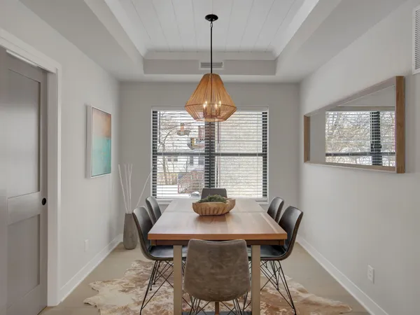 $3,695 | 3630 Colfax Avenue South, Minneapolis, MN 55409