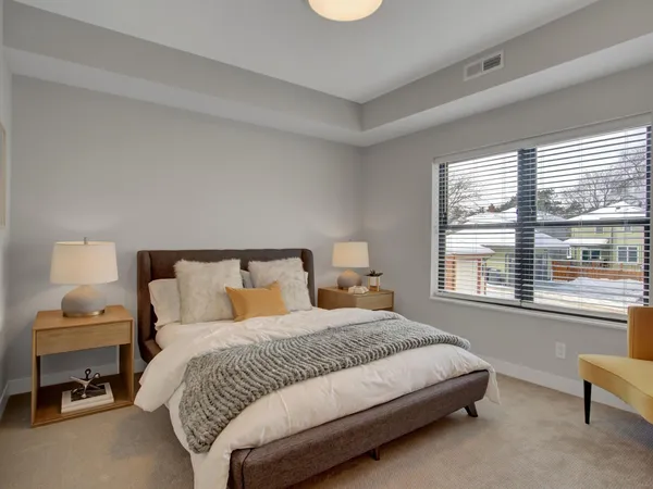 $3,695 | 3630 Colfax Avenue South, Minneapolis, MN 55409
