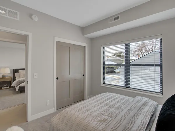 $3,695 | 3630 Colfax Avenue South, Minneapolis, MN 55409
