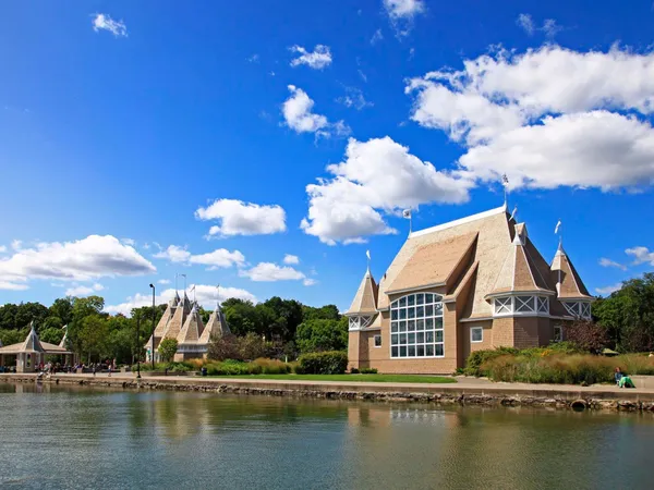 $3,695 | 3630 Colfax Avenue South, Minneapolis, MN 55409