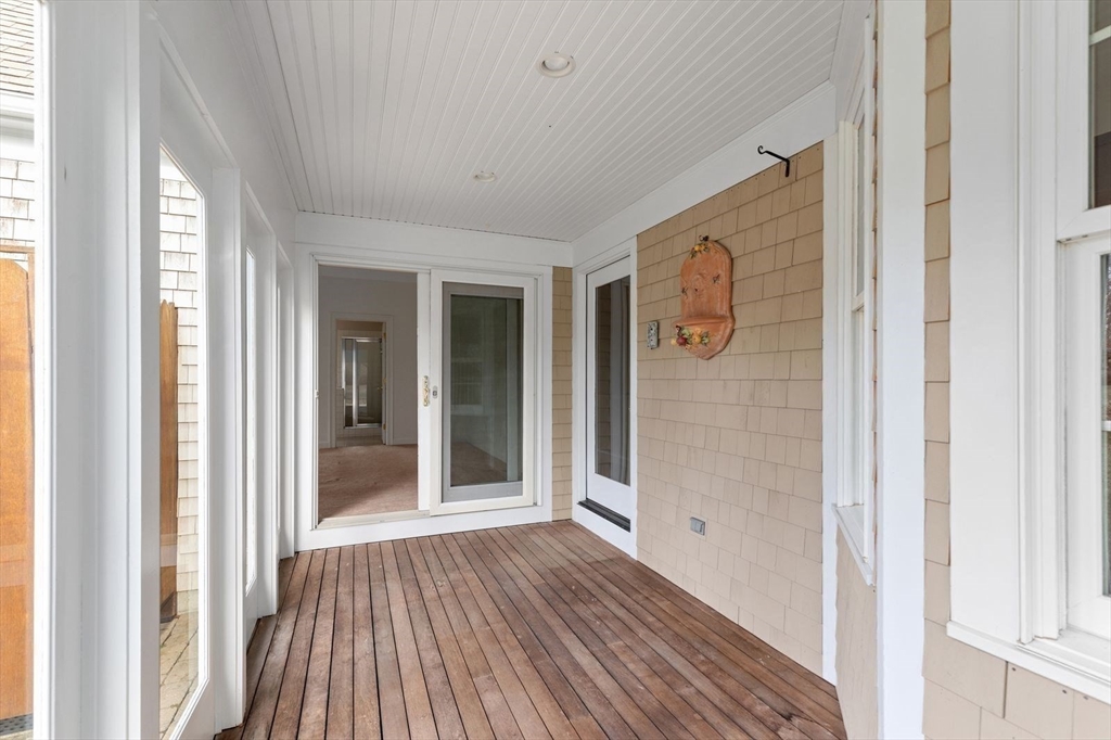 10 Proud Foot Way Hanson, MA 02341 - Photo 19 of 39