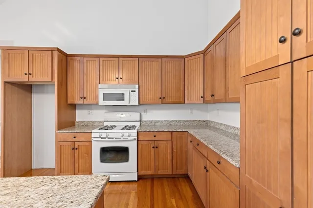 $895,000 | 10 Proud Foot Way, Hanson, MA 02341