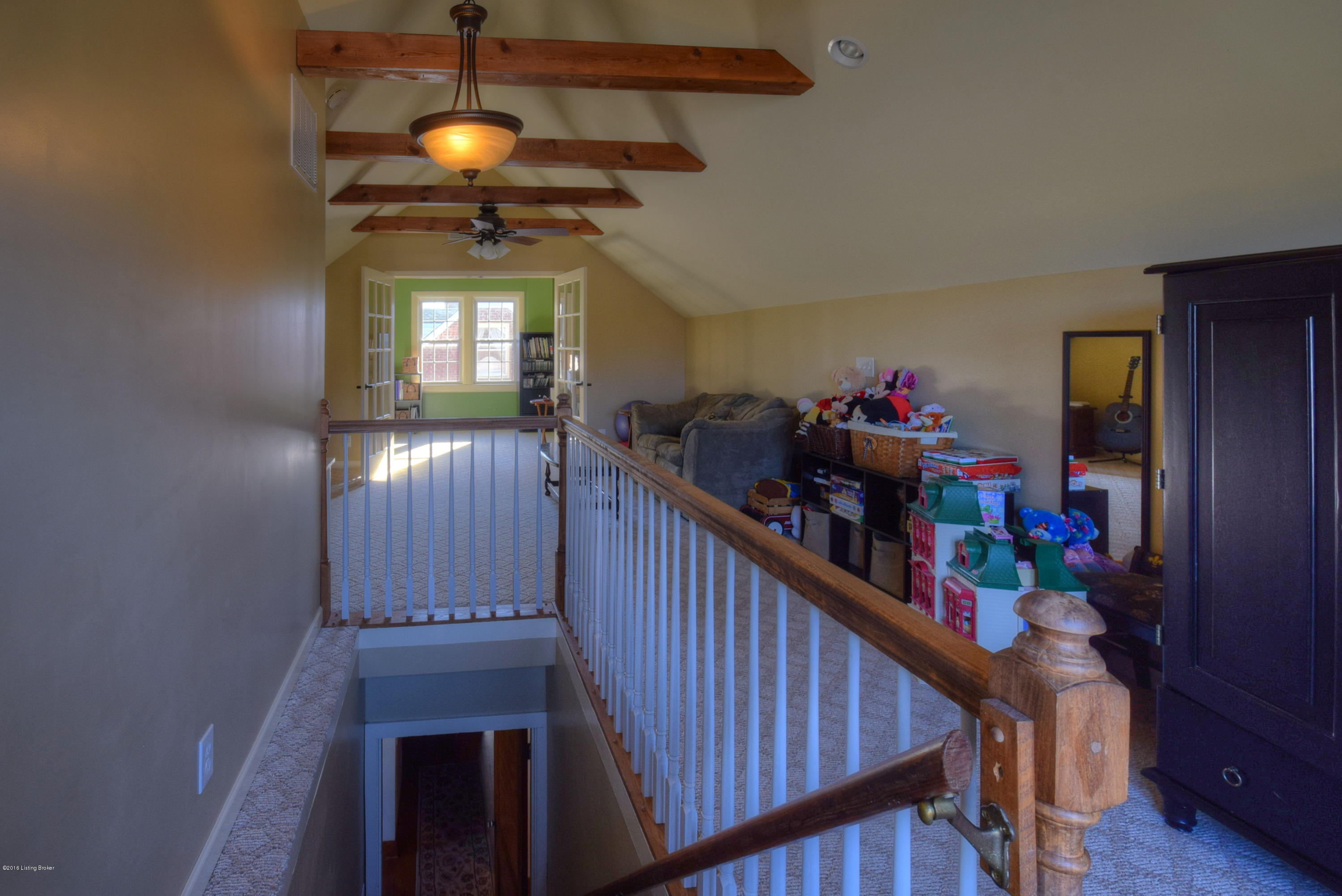227 Ridgeway Avenue Louisville, KY 40207 - Photo 27 of 37 227 Ridgeway Avenue-36