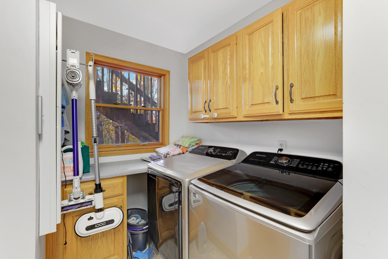 1 River Vly Rnch Road White Heath, IL 61884 - Photo 33 of 66 a utility room with dryer and washer