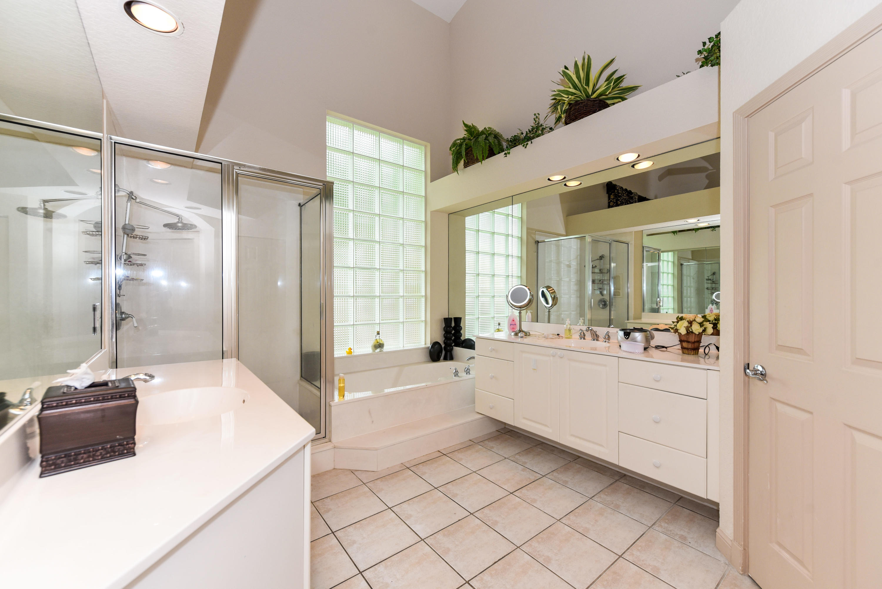 4281 Northwest 66th Lane Boca Raton, FL 33496 - Photo 17 of 21 4281 NW 66th Ln Boca Raton FL-print-024-