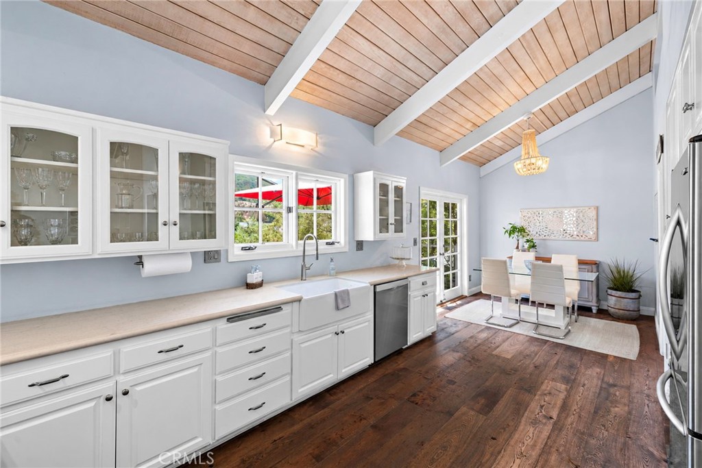 1467 Regatta Road Laguna Beach, CA 92651 - Photo 12 of 36 Gallery Image 12
