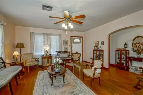 $195,900 | 1112 Kepler Street, Gretna, LA 70053