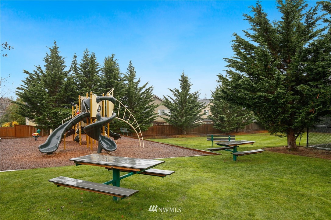 13604 161st Place Southeast Renton, WA 98059 - Photo 29 of 32