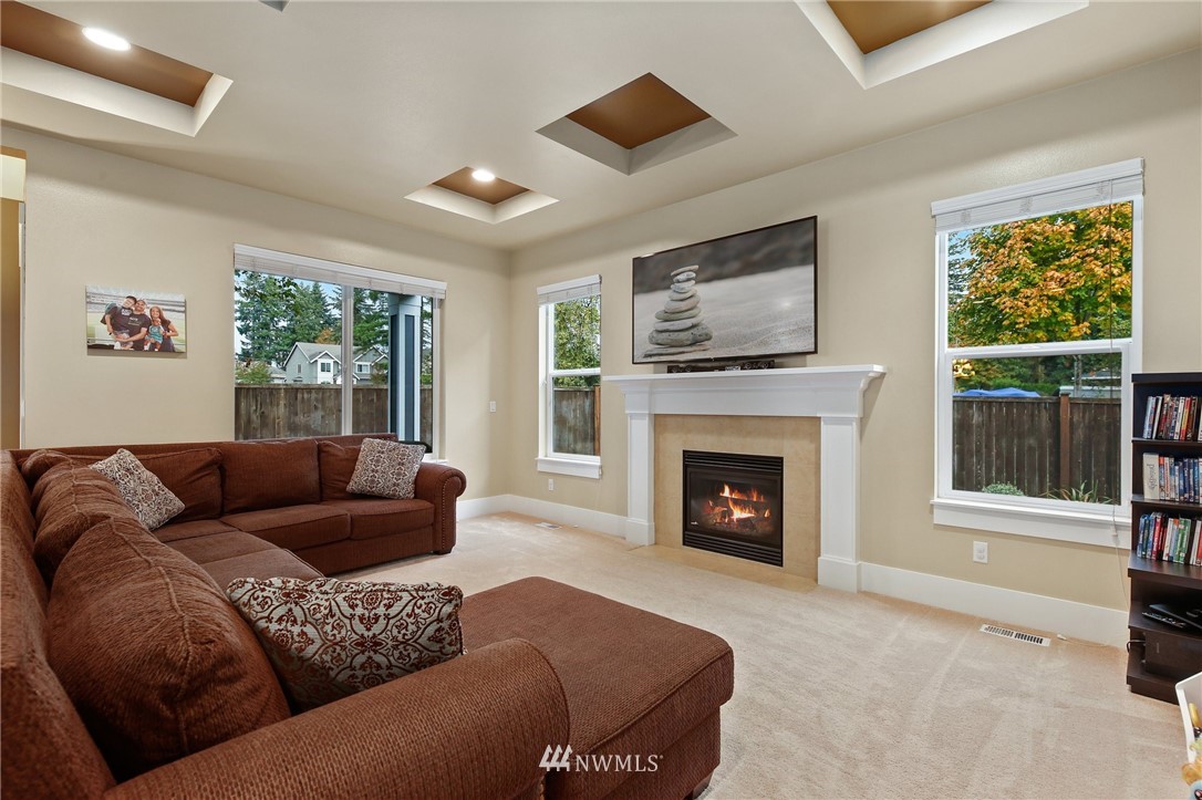 13604 161st Place Southeast Renton, WA 98059 - Photo 7 of 32