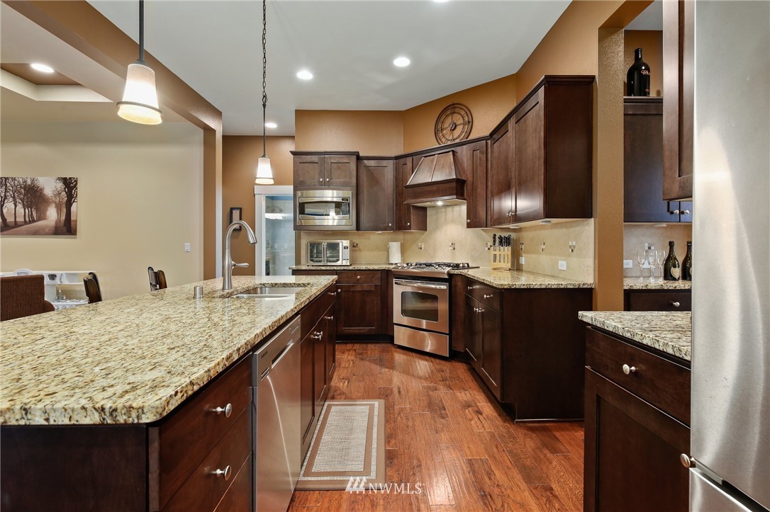 13604 161st Place Southeast Renton, WA 98059 - Photo 10 of 32