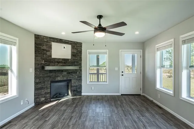 $250,000 | 16878 South Ratner Road, Overbrook, KS 66524