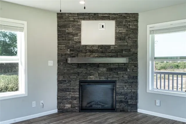 $250,000 | 16878 South Ratner Road, Overbrook, KS 66524