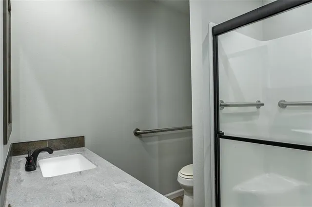 $250,000 | 16878 South Ratner Road, Overbrook, KS 66524