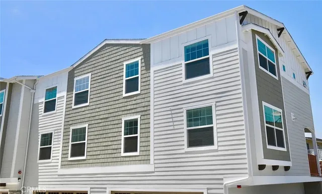 $3,850 | 417 North Market Street, Unit E, Inglewood, CA 90302