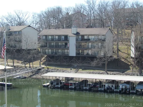 $199,900 | 87 Cir Edge Drive, Unit 3B, Lake Ozark, MO 65049