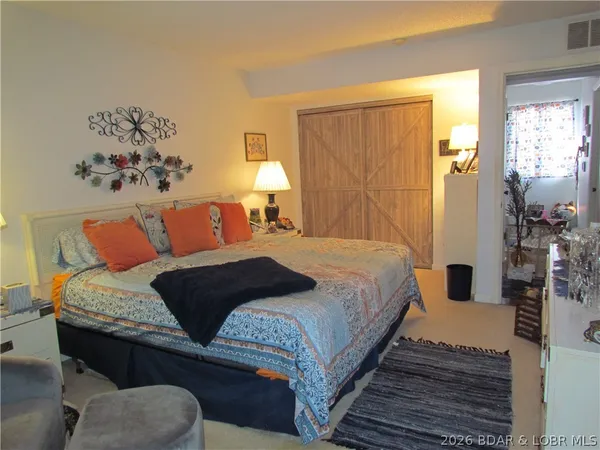 $199,900 | 87 Cir Edge Drive, Unit 3B, Lake Ozark, MO 65049