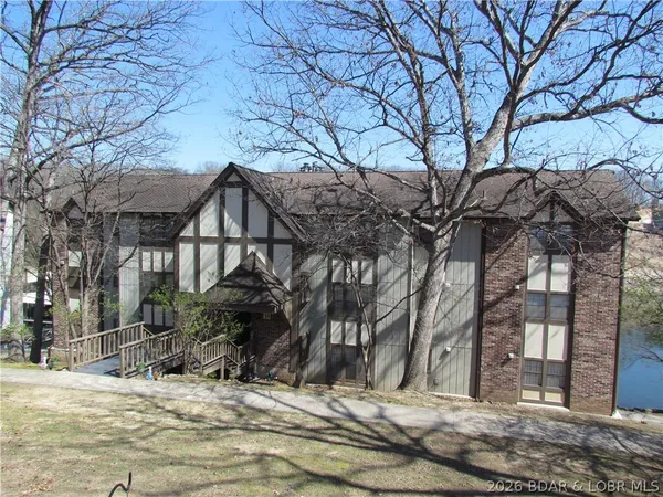 $199,900 | 87 Cir Edge Drive, Unit 3B, Lake Ozark, MO 65049