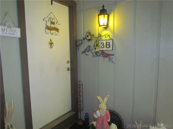 $199,900 | 87 Cir Edge Drive, Unit 3B, Lake Ozark, MO 65049