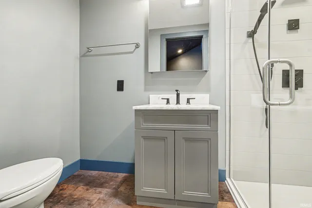 $295,000 | 54135 County Road 5, Elkhart, IN 46514