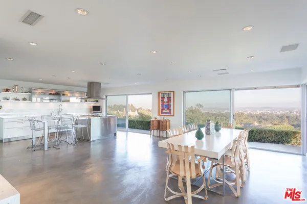 $21,995 | 1230 Shadow Hill Way, Beverly Hills, CA 90210