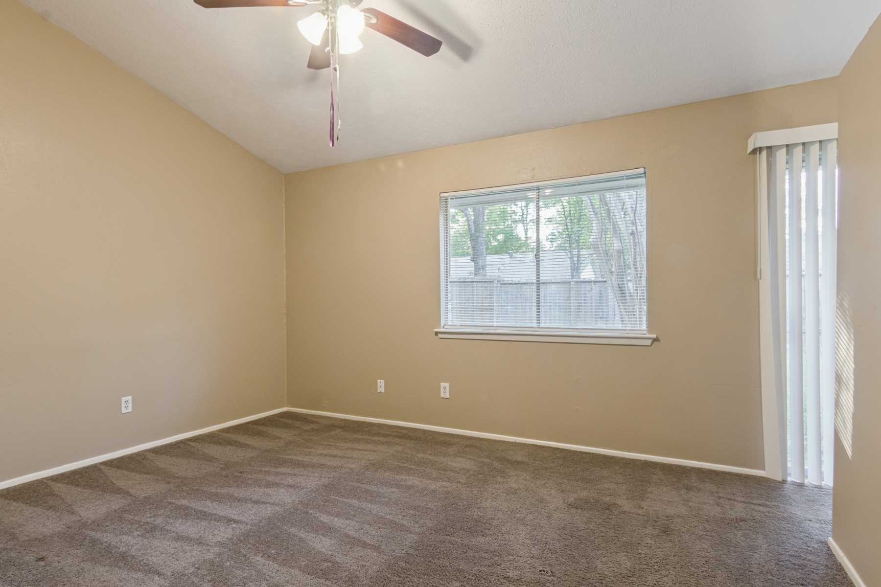 4425 Algernon Drive Spring, TX 77373 - Photo 12 of 22