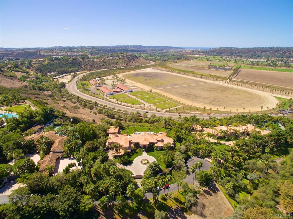 6827 Alydar Corte Del Mar, CA 92014 - Photo 20 of 24 a view of an ocean