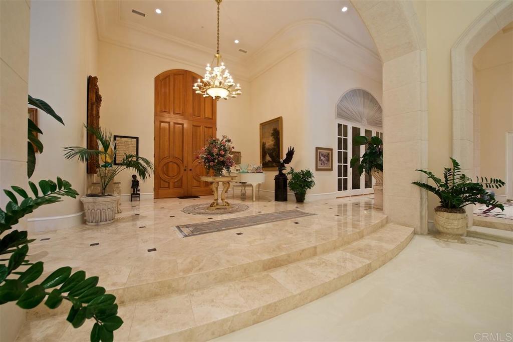 6827 Alydar Corte Del Mar, CA 92014 - Photo 3 of 24 a view of a living room and chandelier