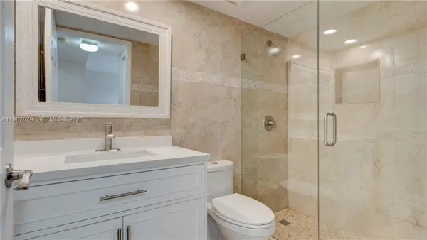 $2,300 | 10155 Northwest 9th St Circle, Unit 4401, Miami, FL 33172