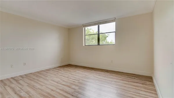 $2,300 | 10155 Northwest 9th St Circle, Unit 4401, Miami, FL 33172