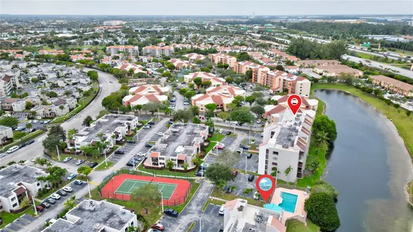 $2,300 | 10155 Northwest 9th St Circle, Unit 4401, Miami, FL 33172