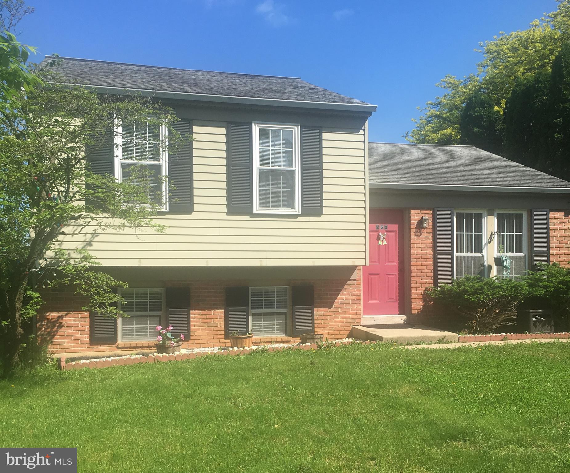 253 Pulte Road Lancaster, PA 17601 - Photo 2 of 28 Gallery Image 2