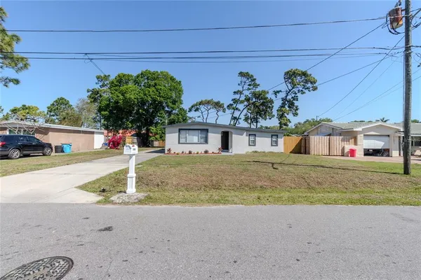 $349,000 | 10889 124th Avenue North, Largo, FL 33778