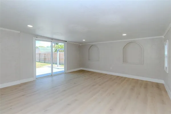 $349,000 | 10889 124th Avenue North, Largo, FL 33778