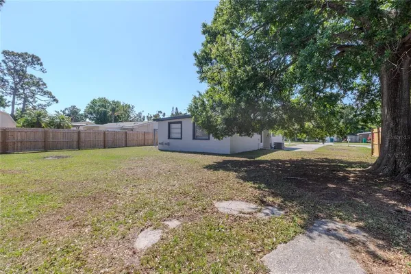 $349,000 | 10889 124th Avenue North, Largo, FL 33778