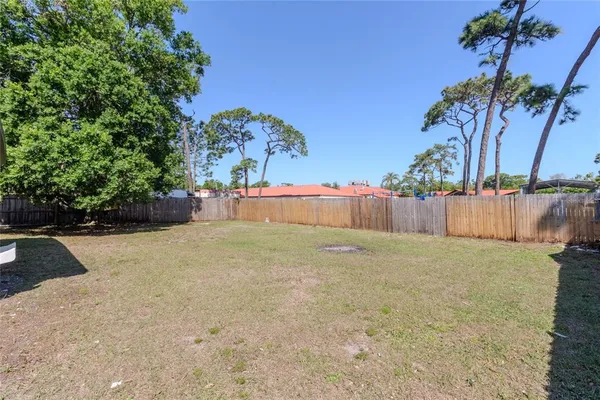 $349,000 | 10889 124th Avenue North, Largo, FL 33778
