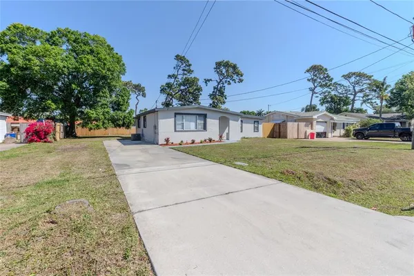 $349,000 | 10889 124th Avenue North, Largo, FL 33778