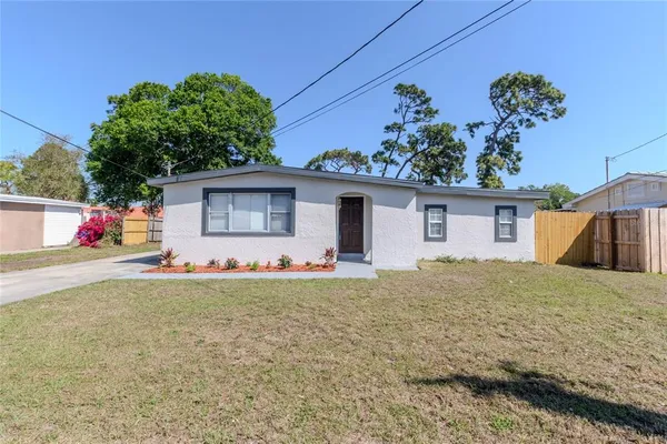 $349,000 | 10889 124th Avenue North, Largo, FL 33778