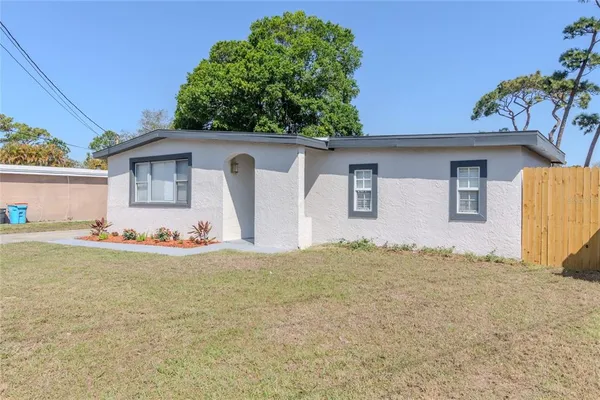 $349,000 | 10889 124th Avenue North, Largo, FL 33778