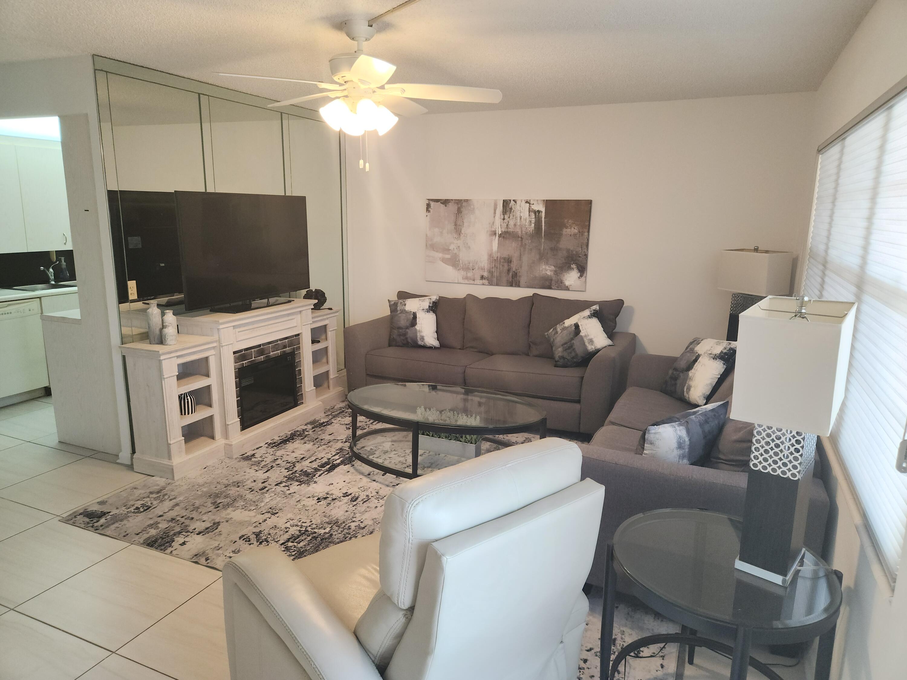 Livingroom 1