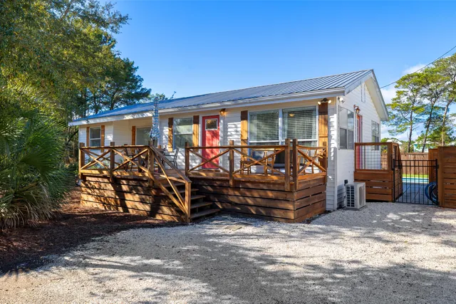 $724,900 | 279 Robert Ellis Street, Santa Rosa Beach, FL 32459