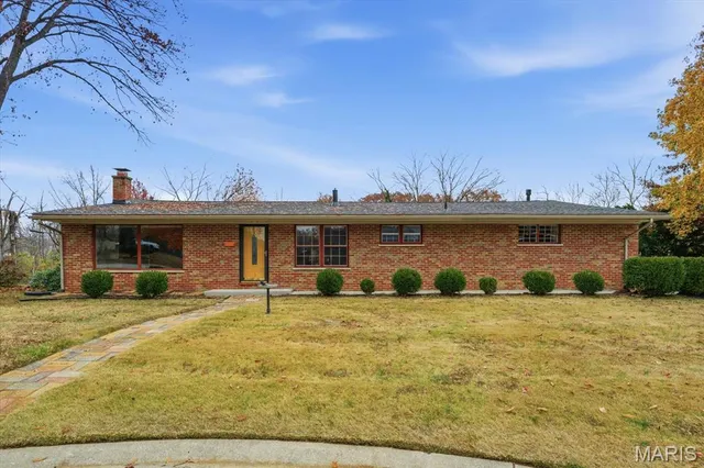 $248,800 | 3804 Tanbark Drive, Swansea, IL 62226