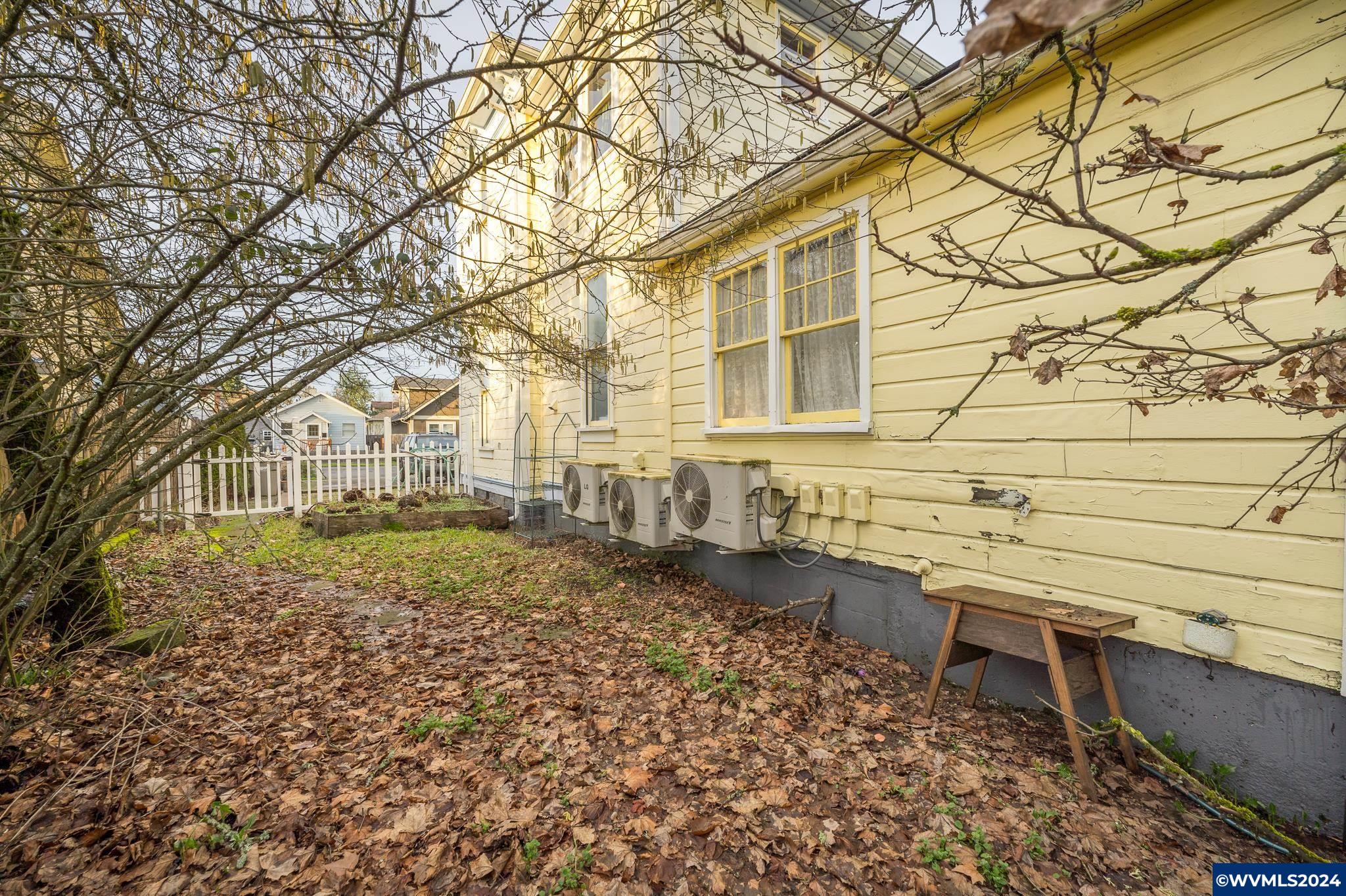 338 6th Avenue Southwest Albany, OR 97321 - Photo 7 of 41