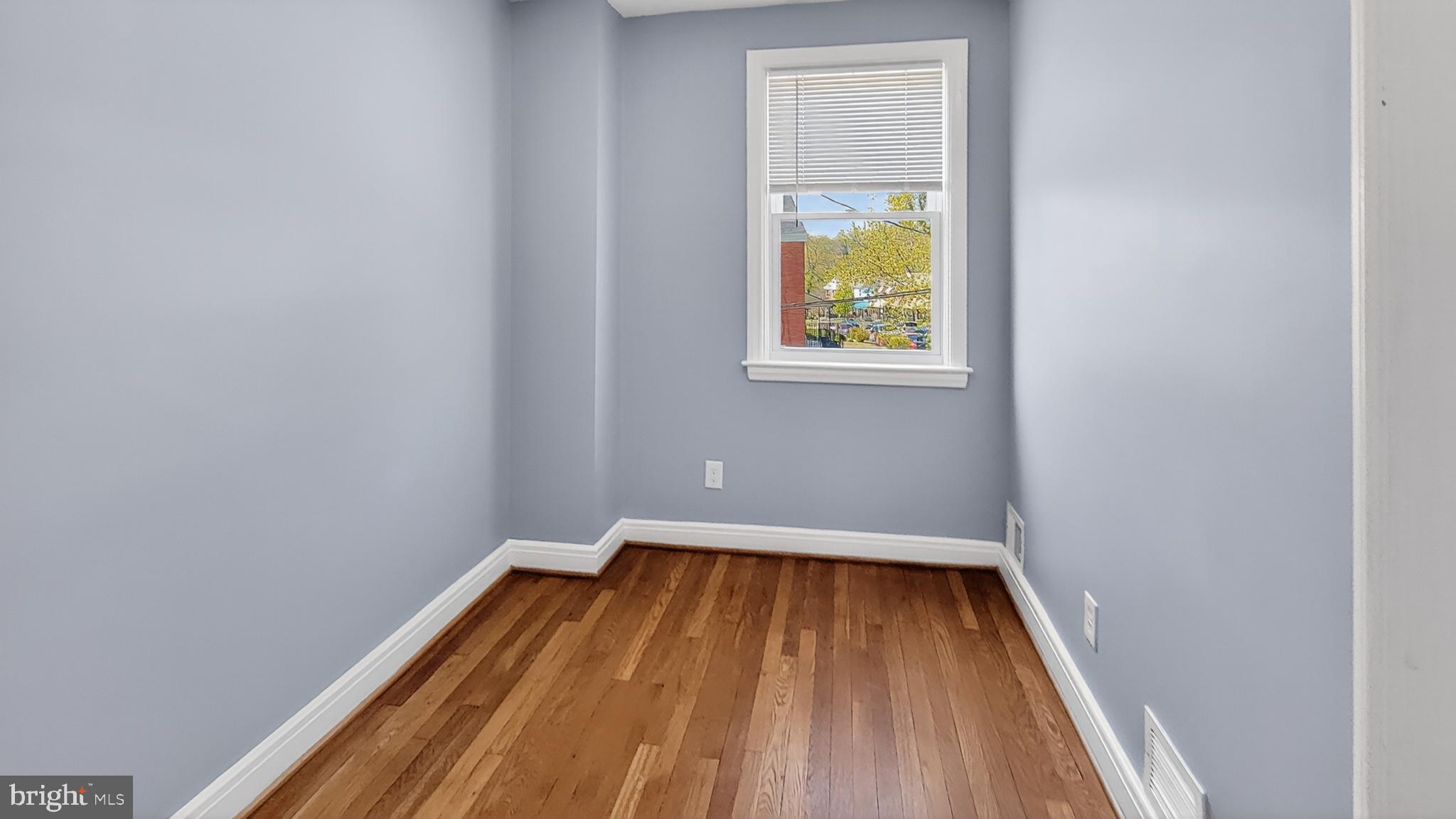 52 Upmanor Road Baltimore, MD 21229 - Photo 19 of 29