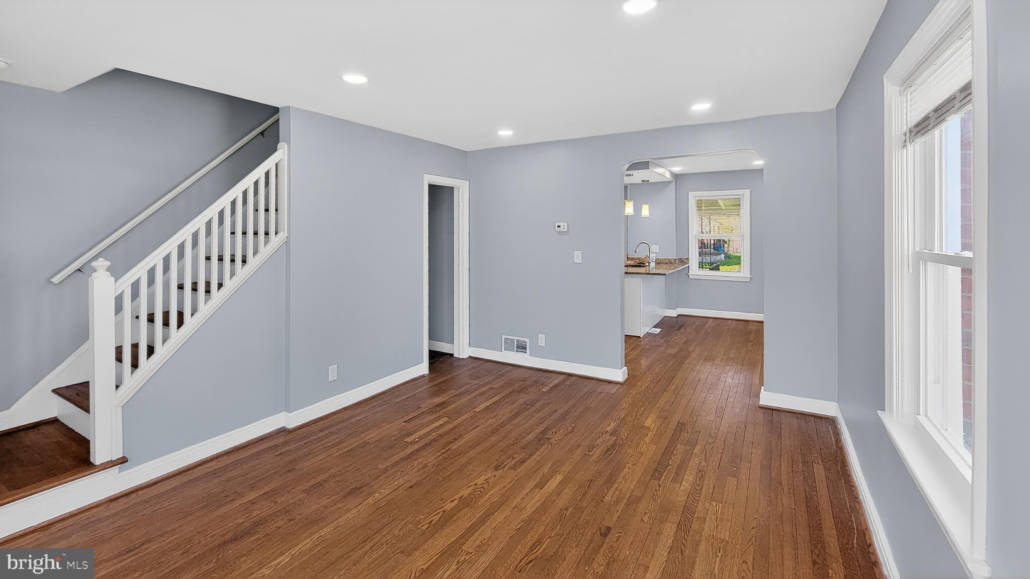 52 Upmanor Road Baltimore, MD 21229 - Photo 6 of 29