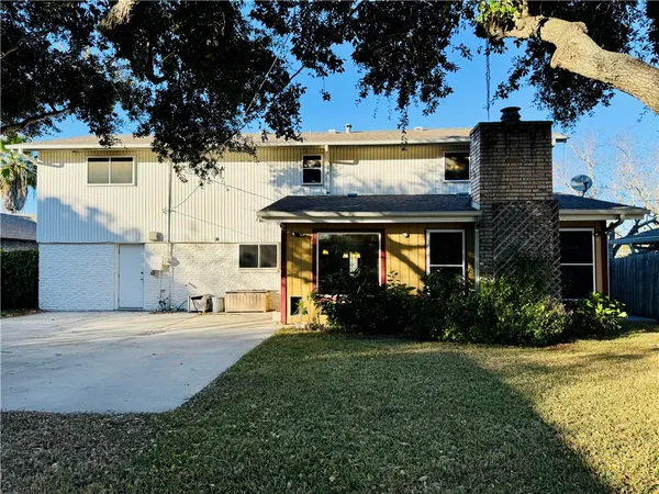 $2,500 | 206 Ghent Place, Portland, TX 78374
