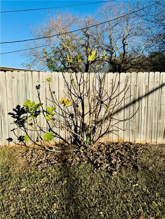 $2,500 | 206 Ghent Place, Portland, TX 78374