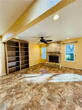 $2,500 | 206 Ghent Place, Portland, TX 78374