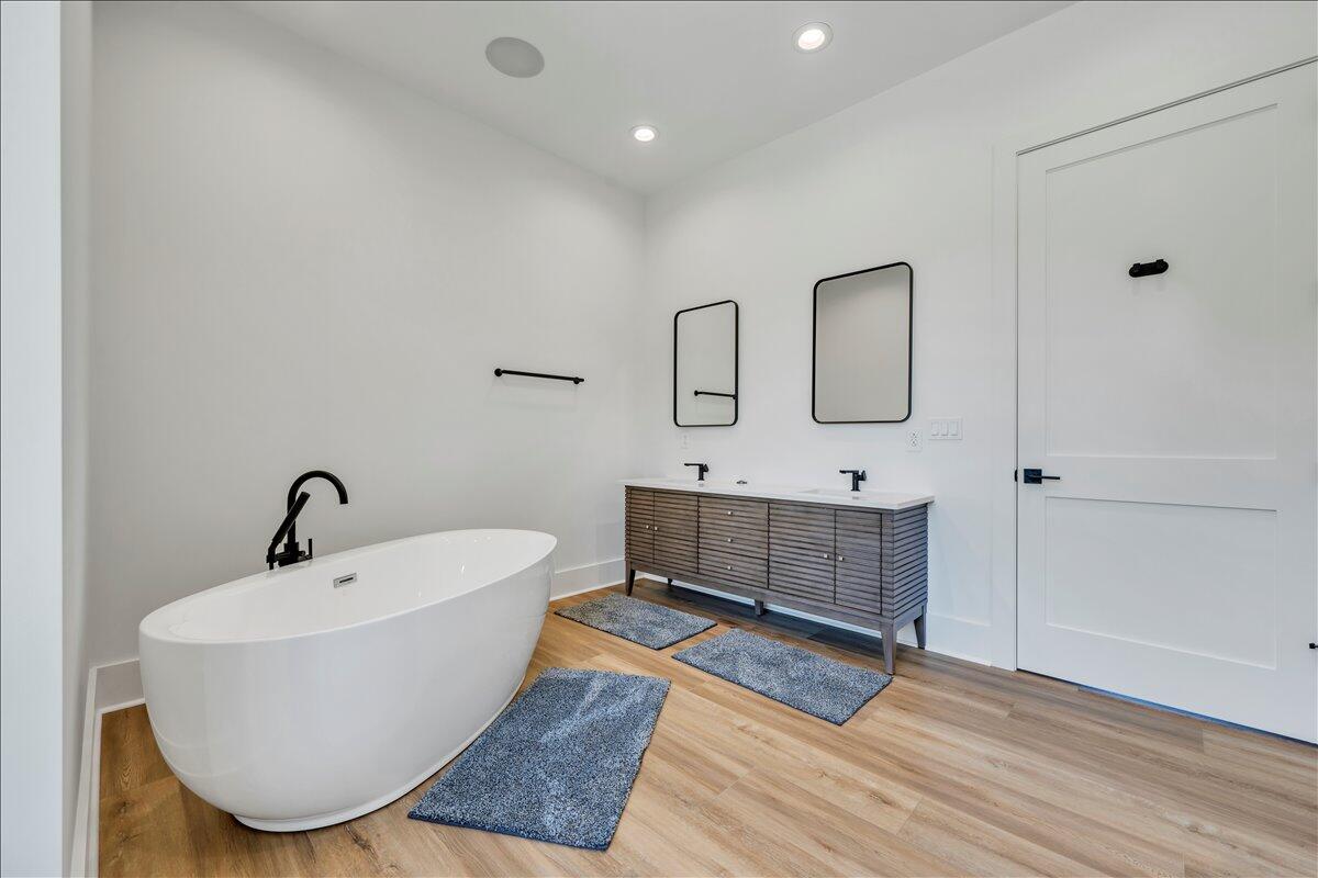 176 Three Point Isle Drive Penhook, VA 24137 - Photo 44 of 89 035-MIB04734